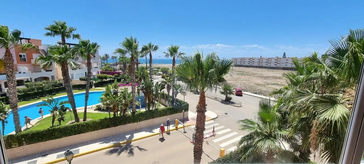 Apartamentos Paraiso: Beachfront Suite with Private Pool and Sea Views Playas de Vera Apartment
