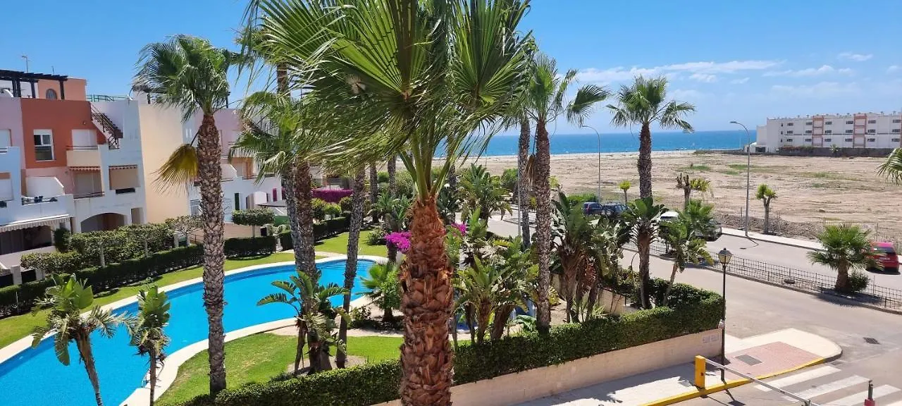 Apartment Apartamentos Paraiso: Beachfront Suite with Private Pool and Sea Views Playas de Vera