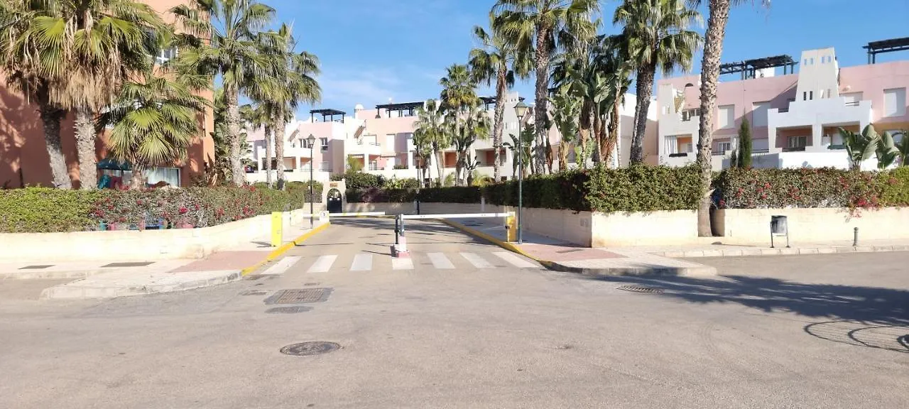 Apartamentos Paraiso: Beachfront Suite with Private Pool and Sea Views Playas de Vera 0*,