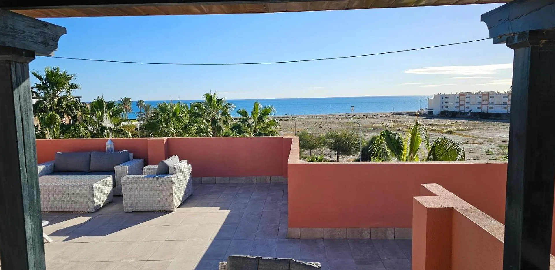 Apartment Apartamentos Paraiso: Beachfront Suite with Private Pool and Sea Views Playas de Vera